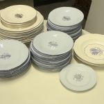 839 3220 DINNERWARE